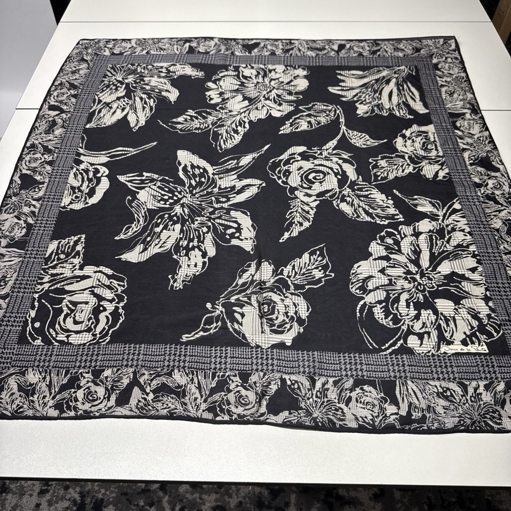 VTG Oscar de la Renta Silk Square Scarf Wrap Floral Roses Lily Boho Artsy 30"